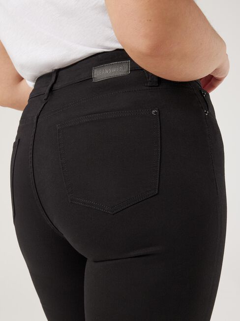 Curve Slim Straight Jeans, Black, hi-res